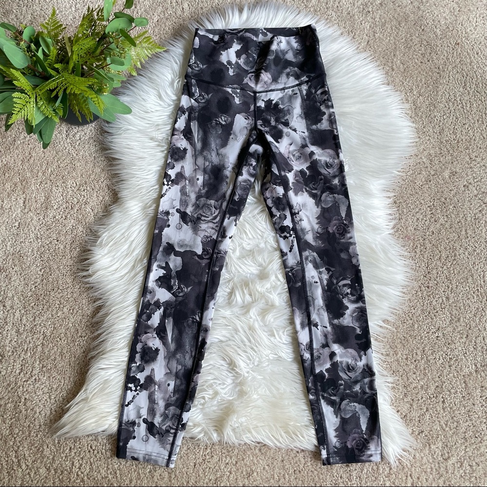 Lululemon Hi Rise Wunder Under Black Floral Crop Leggings